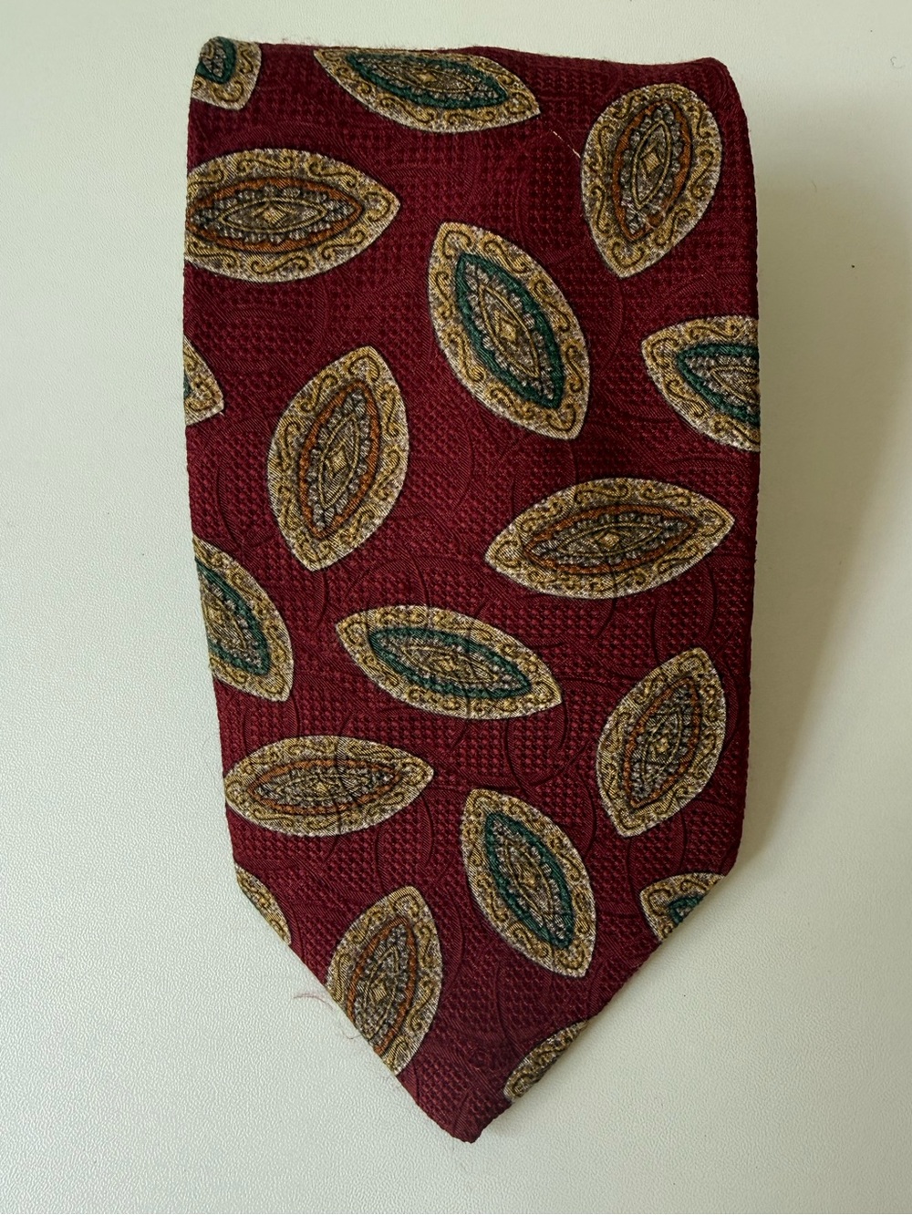 Maroon Paisley Pattern Men's Tie - Unbranded